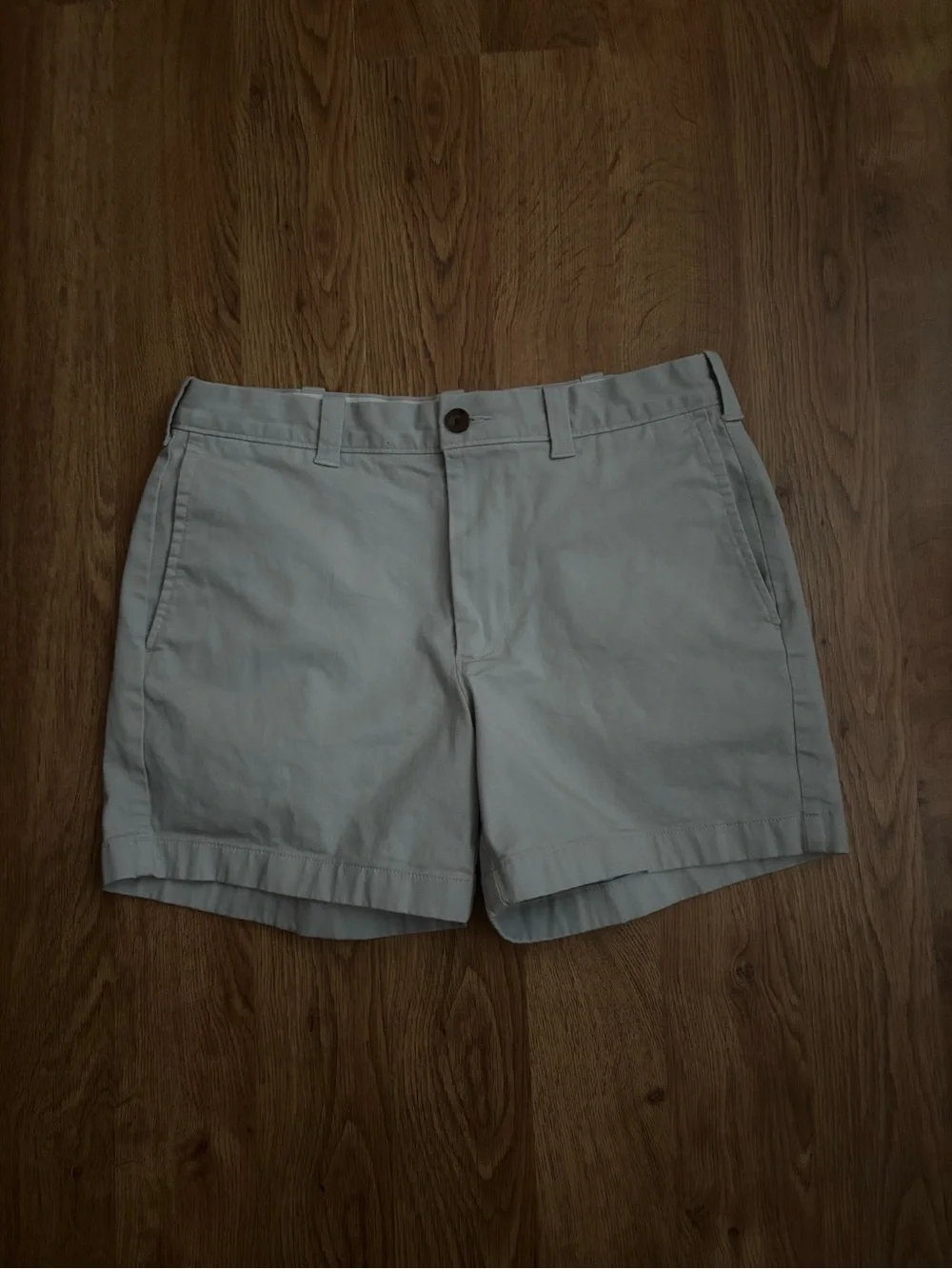 J. Crew Men’s Khaki Short 5” inseam